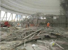 電廠工地坍塌已致74人遇難 傷亡為何如此慘重？